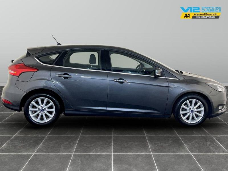 Used Ford Focus 2018 for sale - 76322344: Photo 11