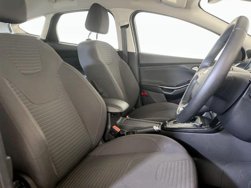 Used Ford Focus 2018 for sale - 76322344: Photo 13
