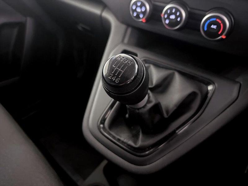 Used Renault Kangoo 2024 for sale - 76352216: Photo 26