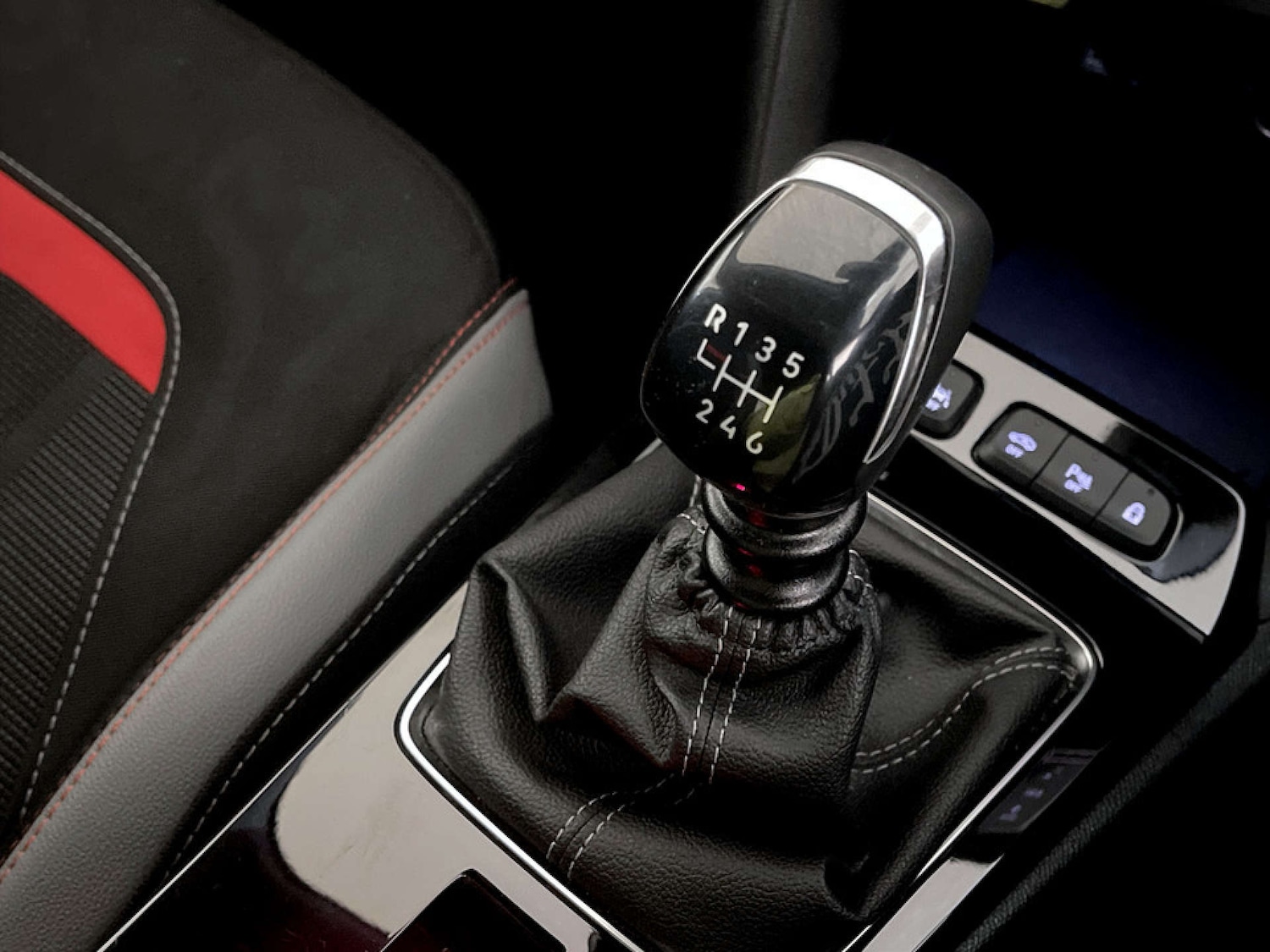 Used Vauxhall Mokka 2023 for sale - 77234107: Photo 25