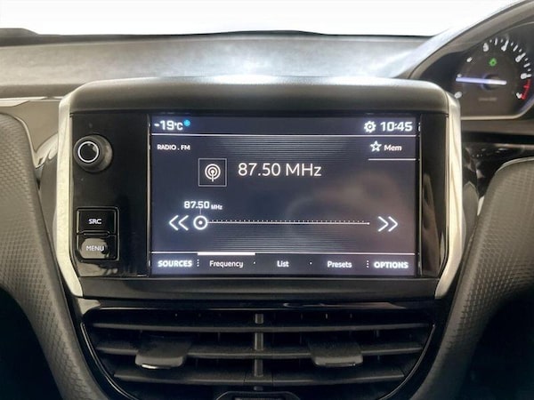 Used Peugeot 2008 2017 for sale - 76076718: Photo 22