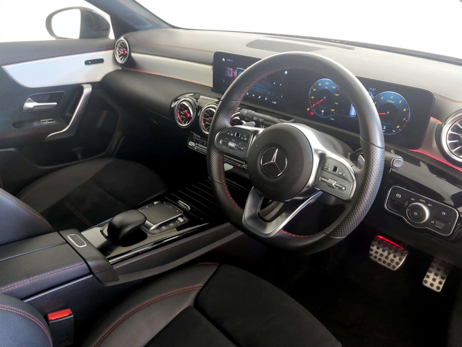 Used Mercedes-Benz CLA 2023 for sale - 77186136: Photo 16