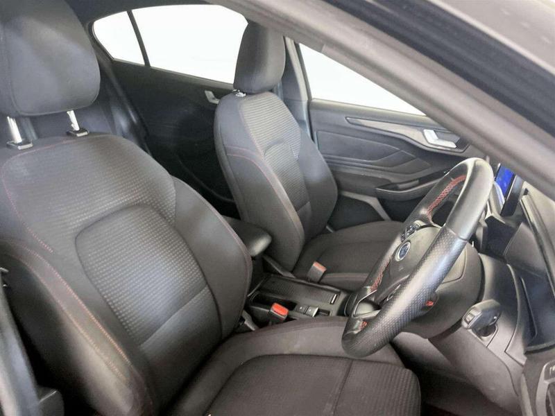 Used Ford Focus for sale - 76826188: Photo 13