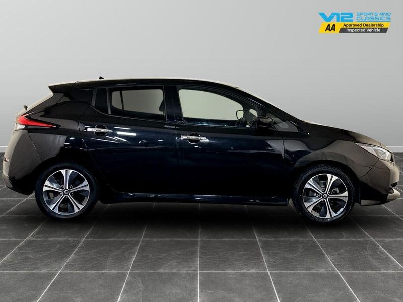Used Nissan Leaf 2020 for sale - 76385057: Photo 11