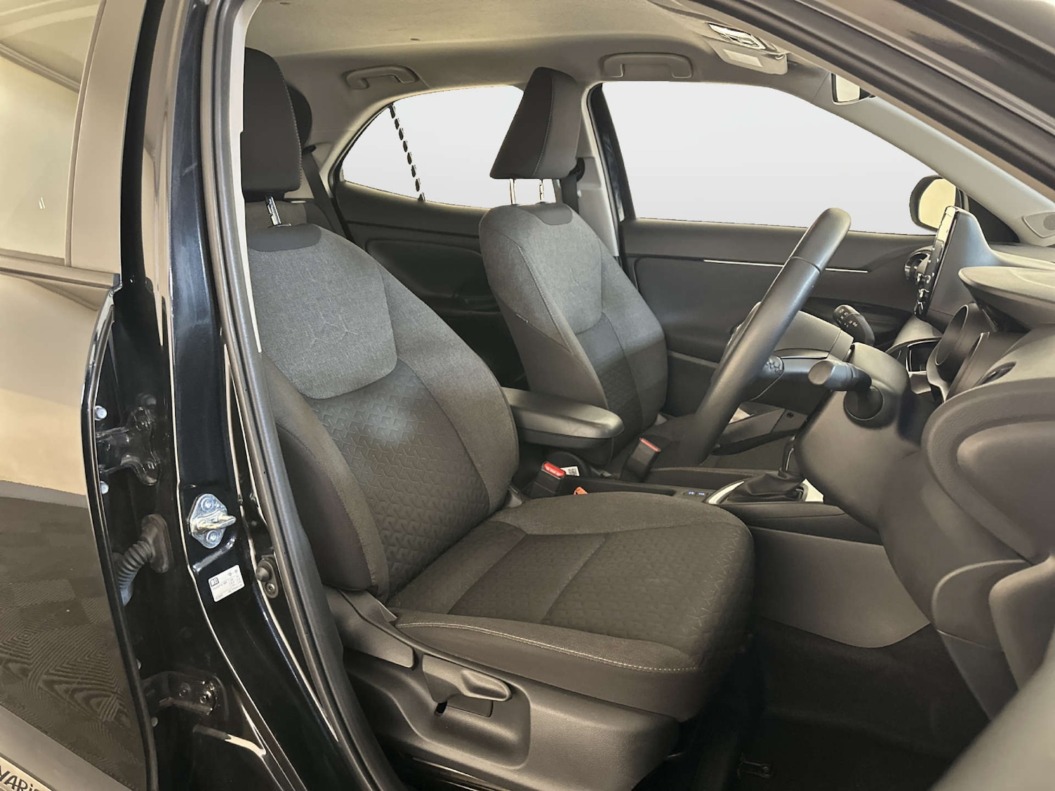 Used Toyota Yaris Cross 2024 for sale - 78150116: Photo 13