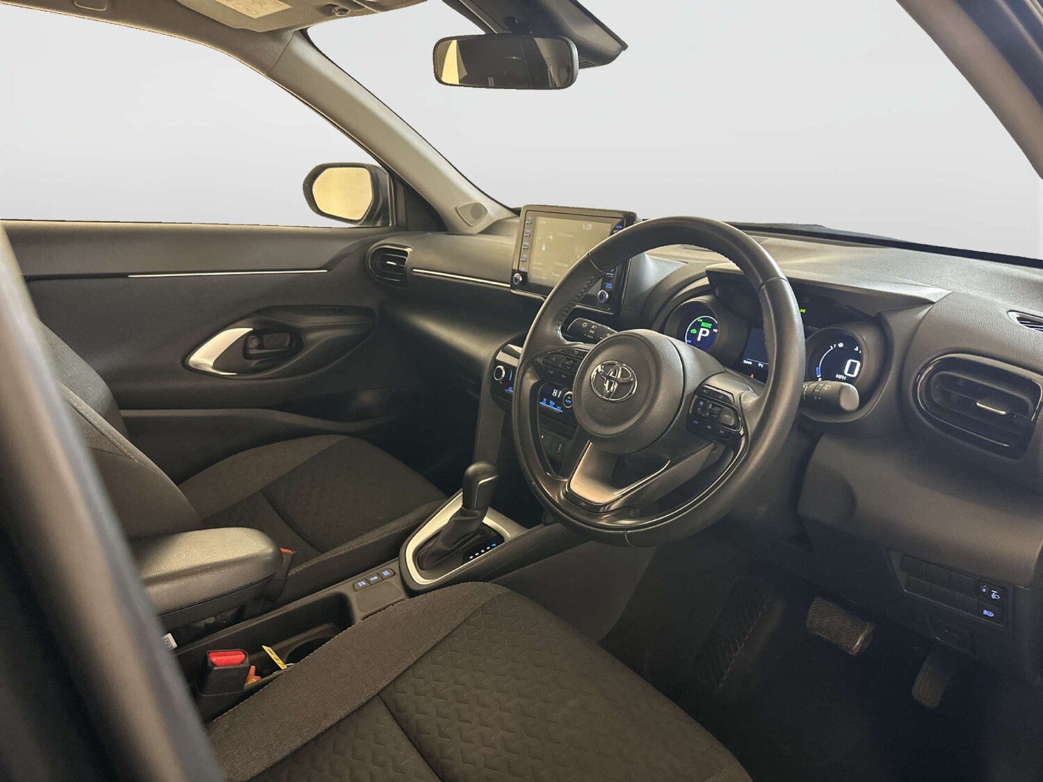 Used Toyota Yaris Cross 2024 for sale - 78150116: Photo 15