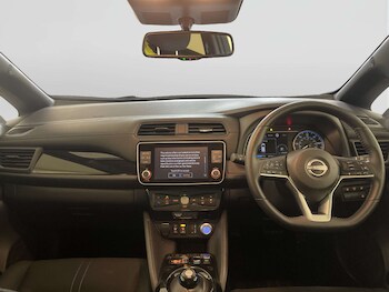 Used Nissan Leaf 2023 for sale - 77920708: Photo