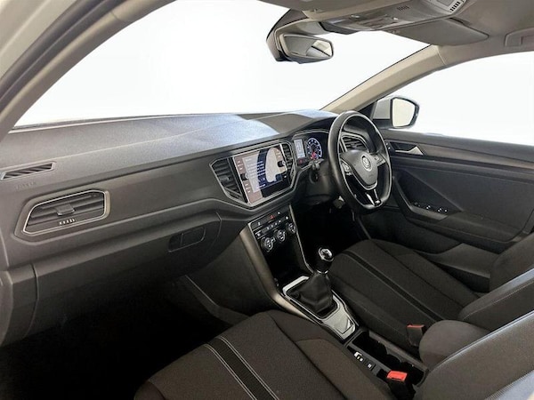 Used Volkswagen T-Roc 2019 for sale - 76196683: Photo 12