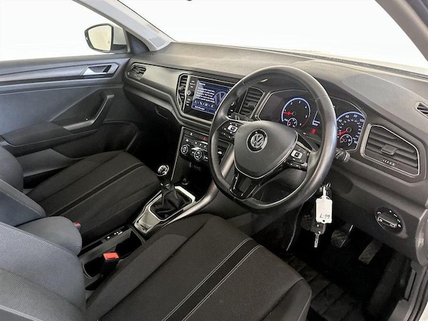 Used Volkswagen T-Roc 2019 for sale - 76196683: Photo 16