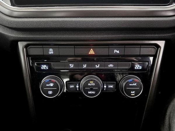 Used Volkswagen T-Roc 2019 for sale - 76196683: Photo 25