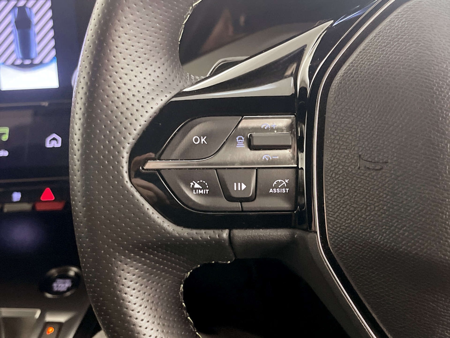 Used Peugeot 308 2022 for sale - 77437461: Photo 16