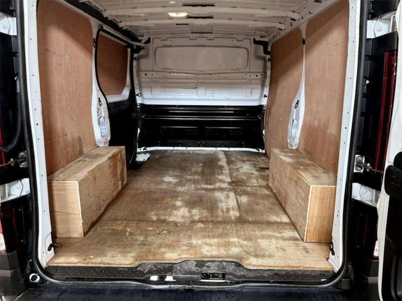 Used Renault Trafic 2022 for sale - 76797131: Photo 15