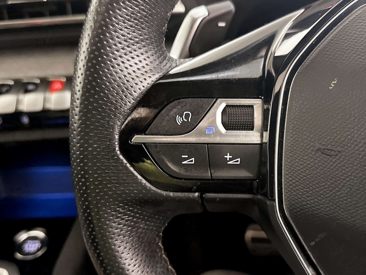 Used Peugeot 5008 2023 for sale - 77186010: Photo 20