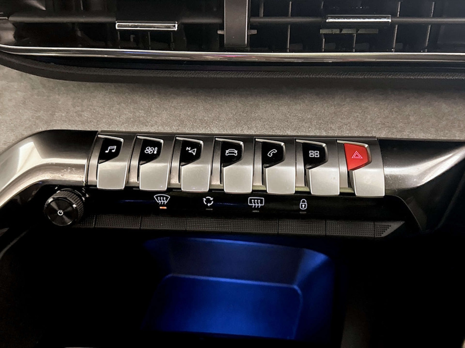 Used Peugeot 5008 2023 for sale - 77186010: Photo 28