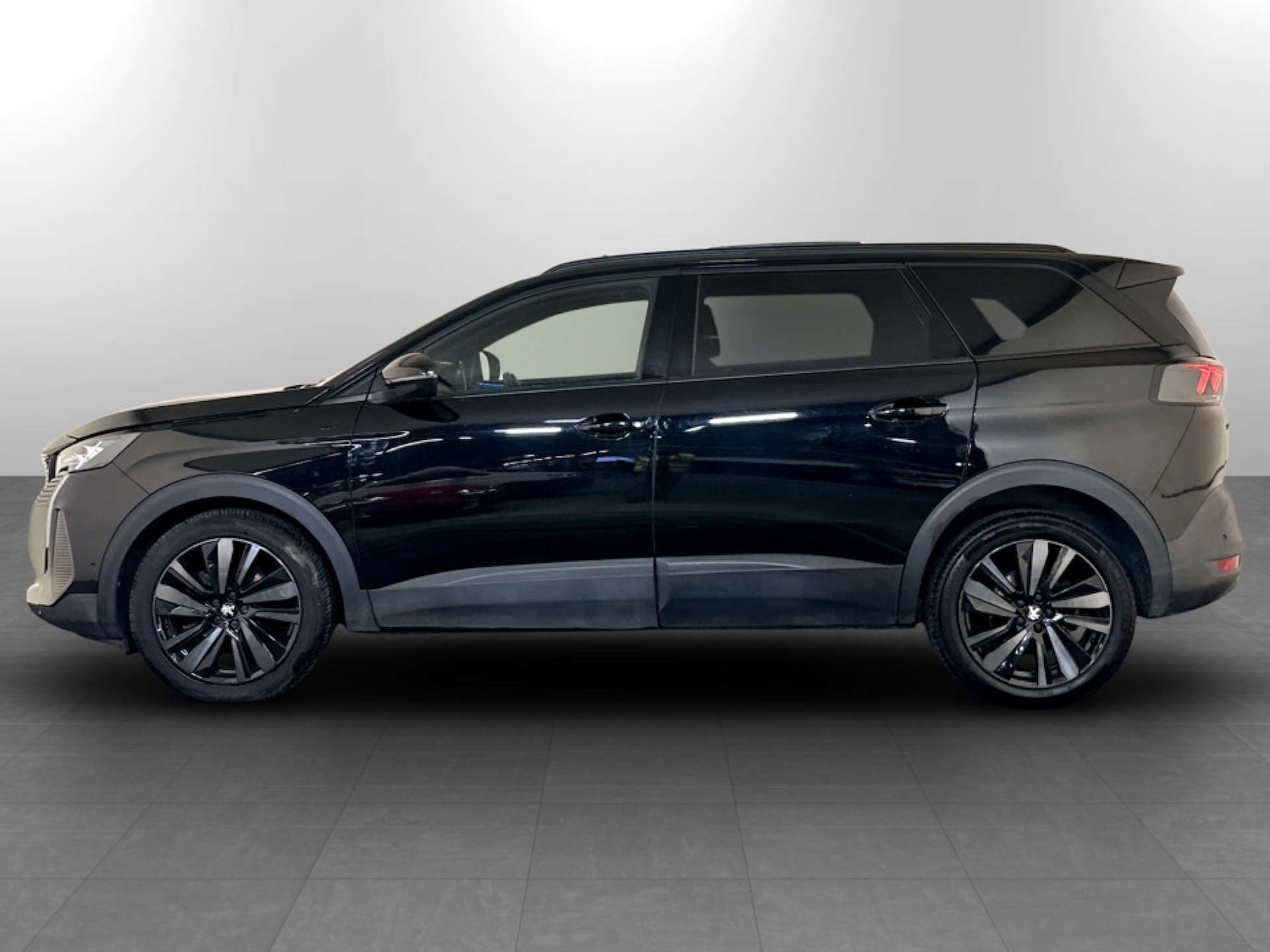 Used Peugeot 5008 2023 for sale - 77186010: Photo 7