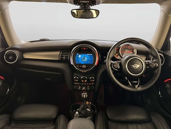 Used MINI Hatch 2019 for sale - 78555338: Photo