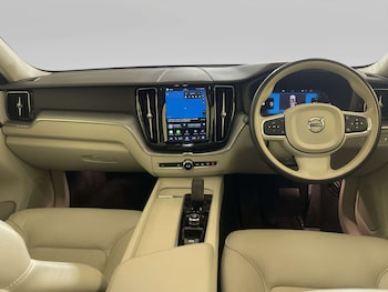 Used Volvo XC60 2022 for sale - 79004171: Photo