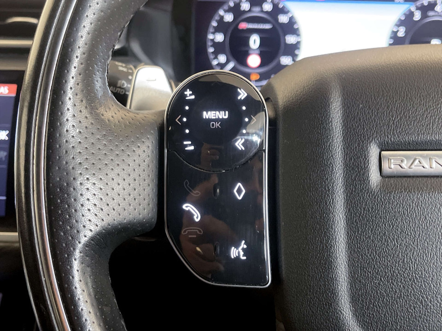 Used Land Rover Range Rover Velar 2019 for sale - 77245584: Photo 17