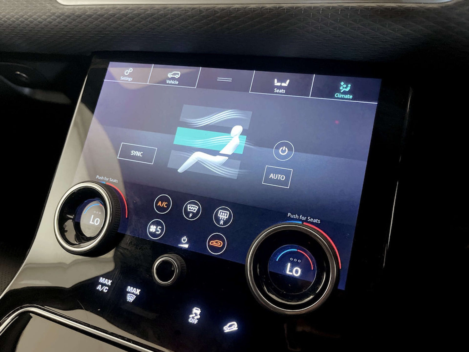 Used Land Rover Range Rover Velar 2019 for sale - 77245584: Photo 25