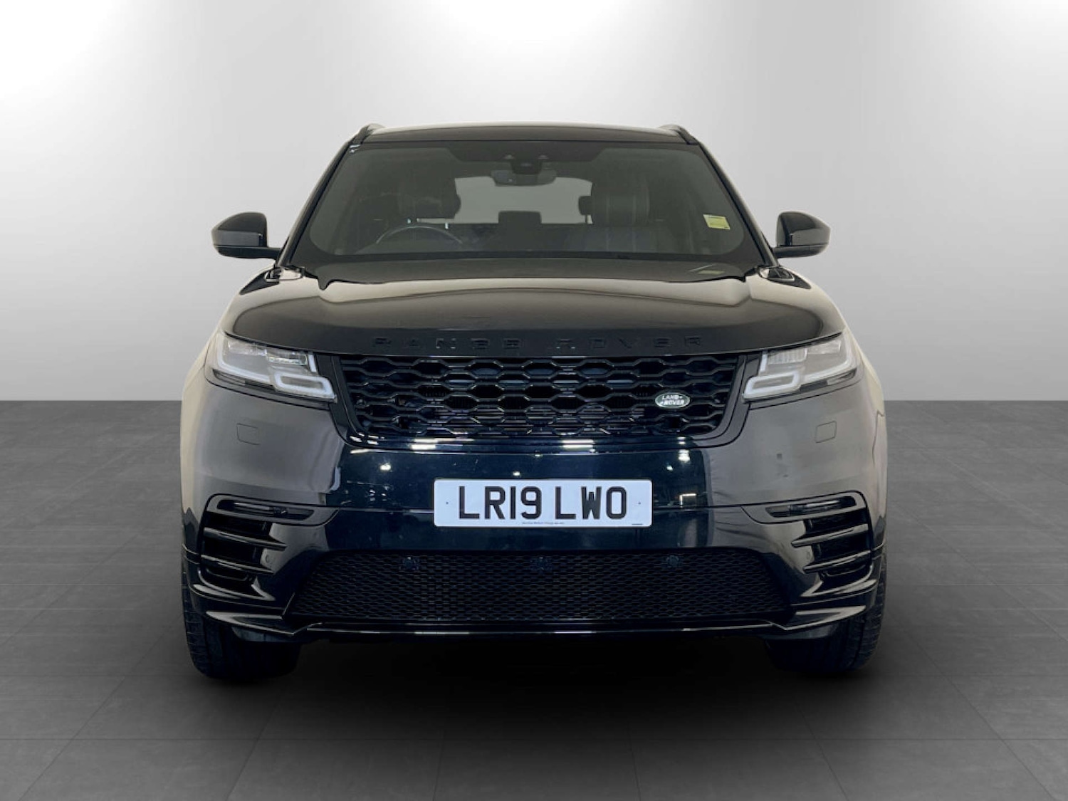 Used Land Rover Range Rover Velar 2019 for sale - 77245584: Photo 5