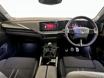 Used Vauxhall Astra 2023 for sale - 75871064: Photo