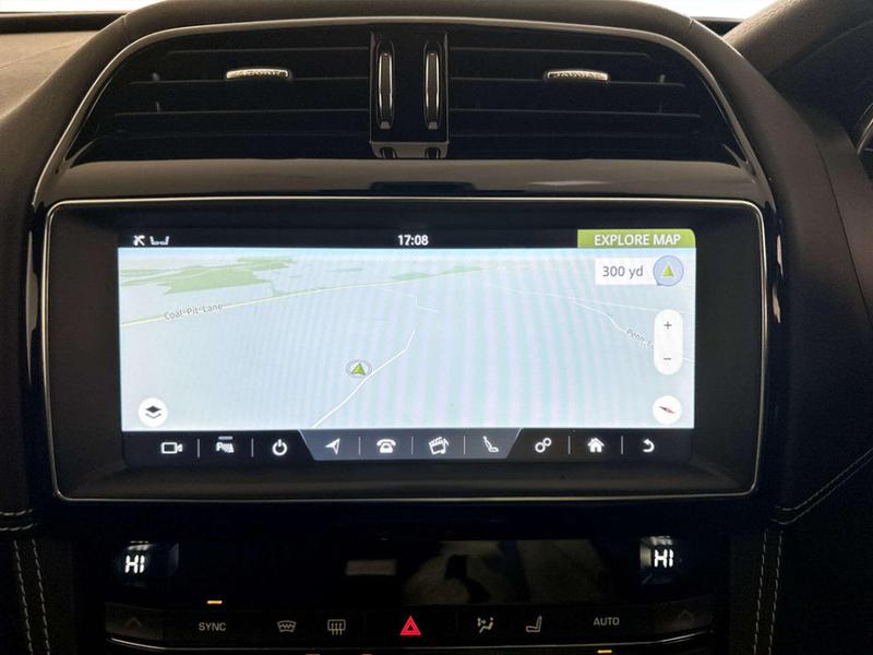 Used Jaguar F-Pace 2020 for sale - 76858775: Photo 22