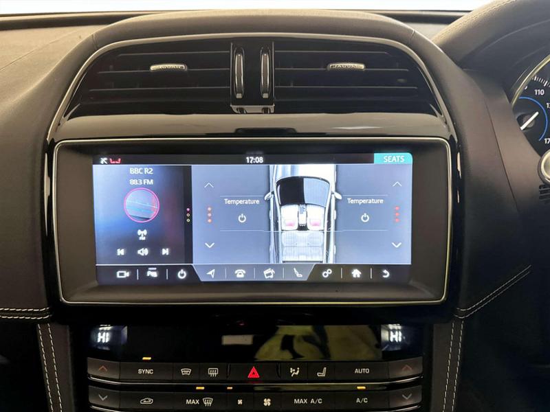 Used Jaguar F-Pace 2020 for sale - 76858775: Photo 23