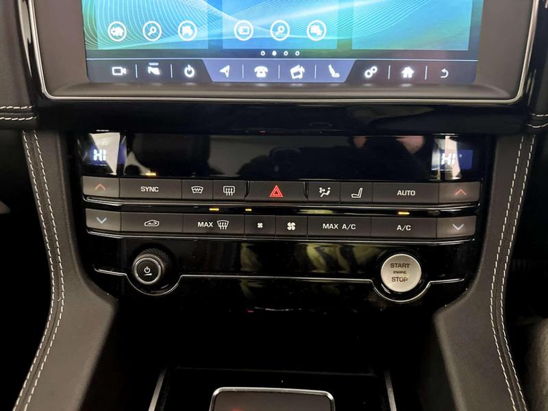 Used Jaguar F-Pace 2020 for sale - 76858775: Photo 26