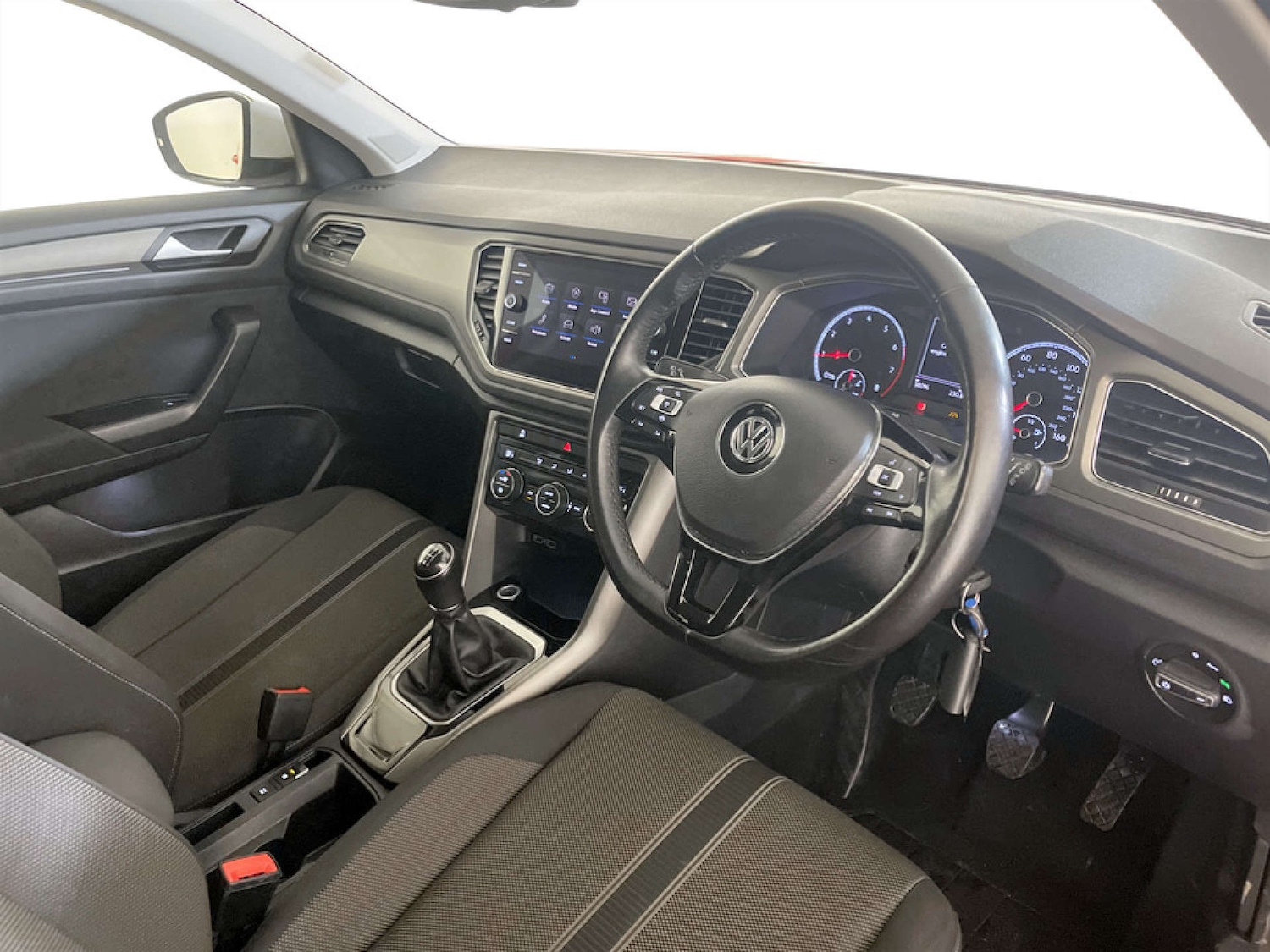 Used Volkswagen T-Roc 2020 for sale - 77186101: Photo 16