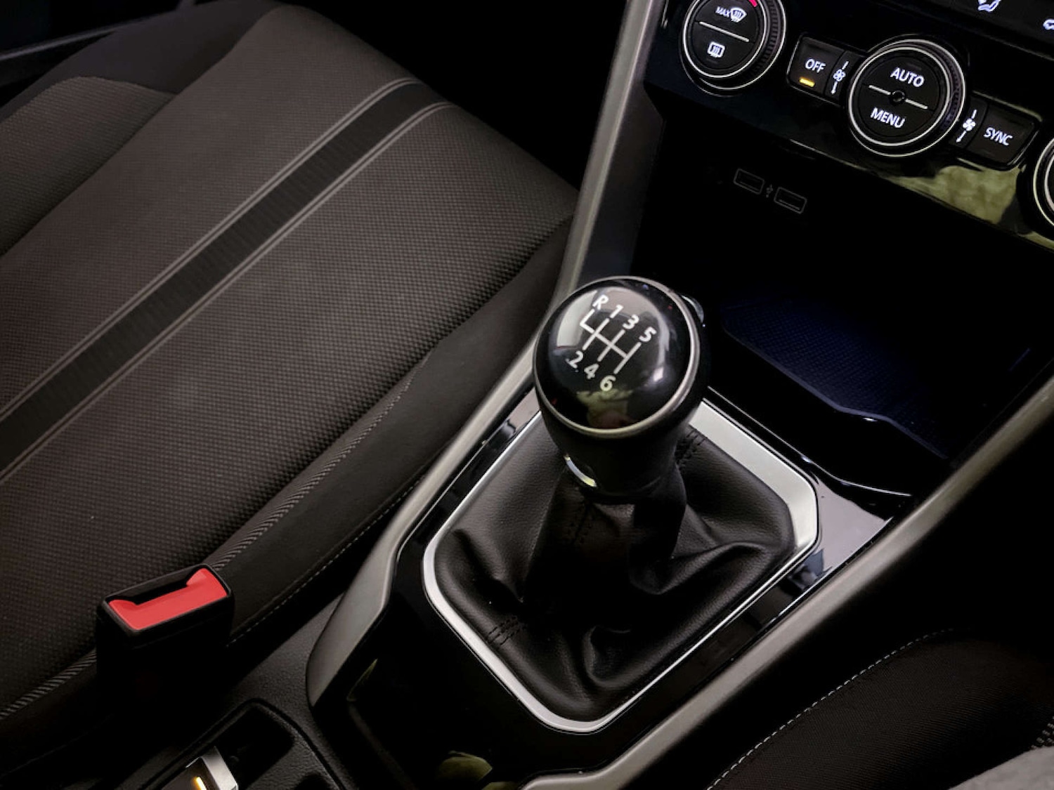 Used Volkswagen T-Roc 2020 for sale - 77186101: Photo 27