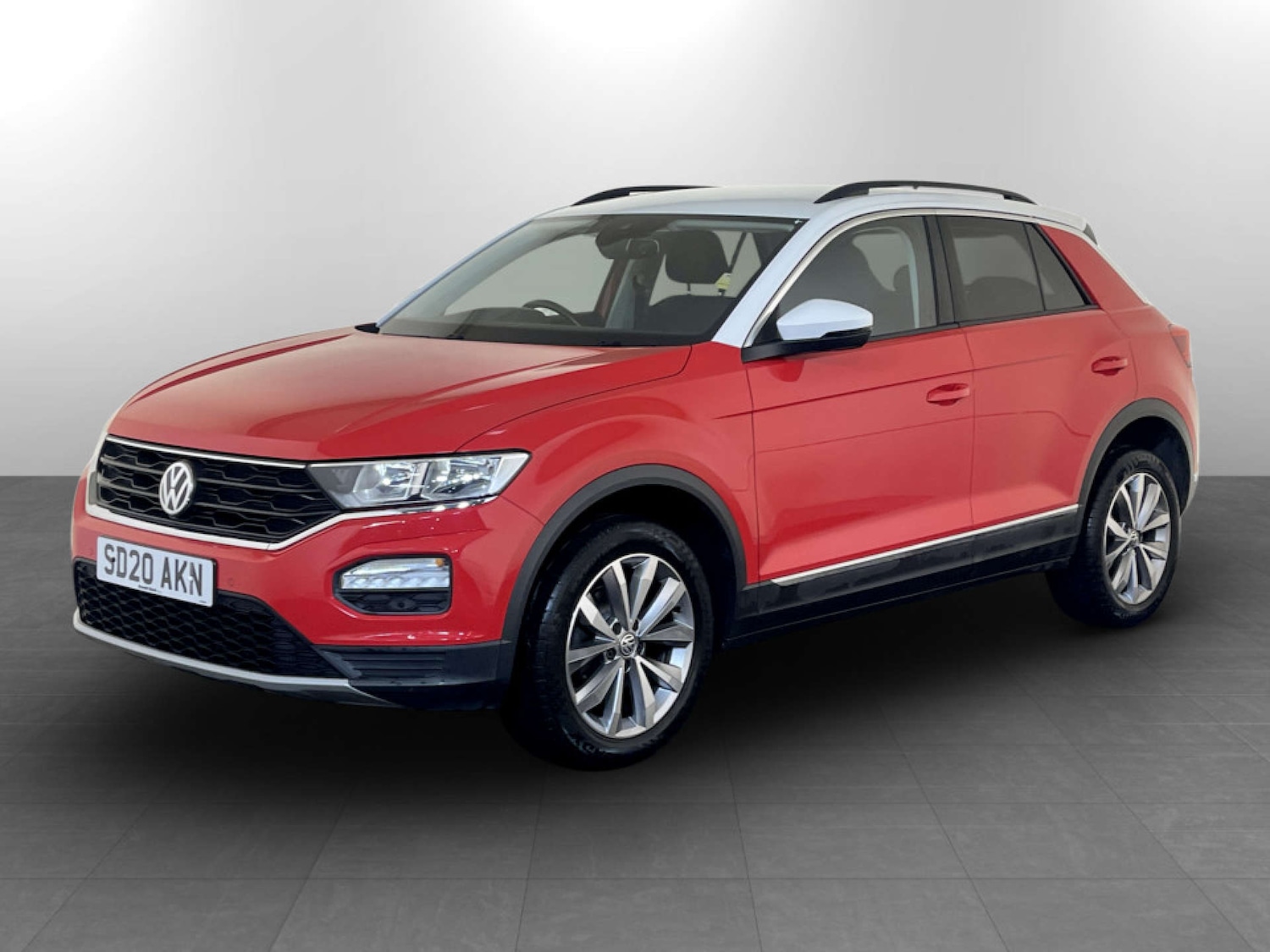 Used Volkswagen T-Roc 2020 for sale - 77186101: Photo 6