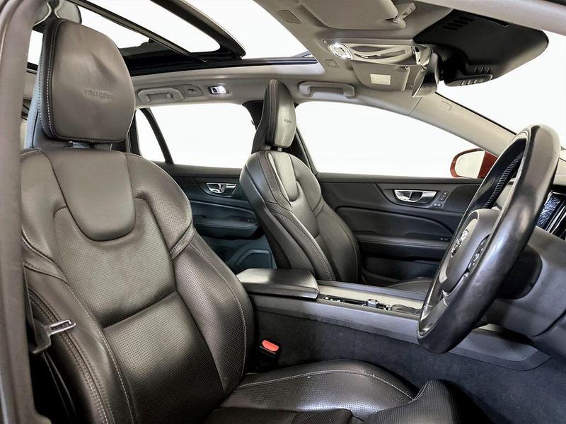 Used Volvo V60 2018 for sale - 76616233: Photo 13