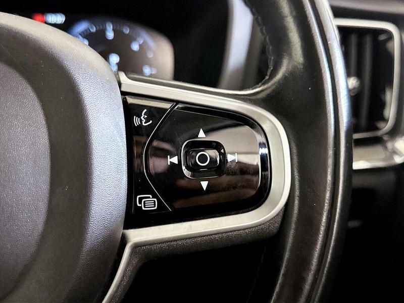 Used Volvo V60 2018 for sale - 76616233: Photo 19