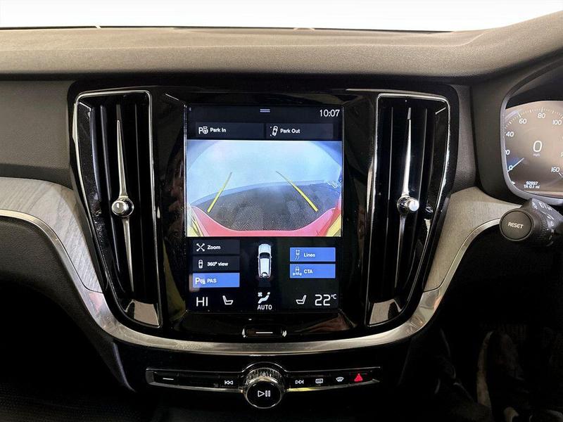 Used Volvo V60 2018 for sale - 76616233: Photo 20