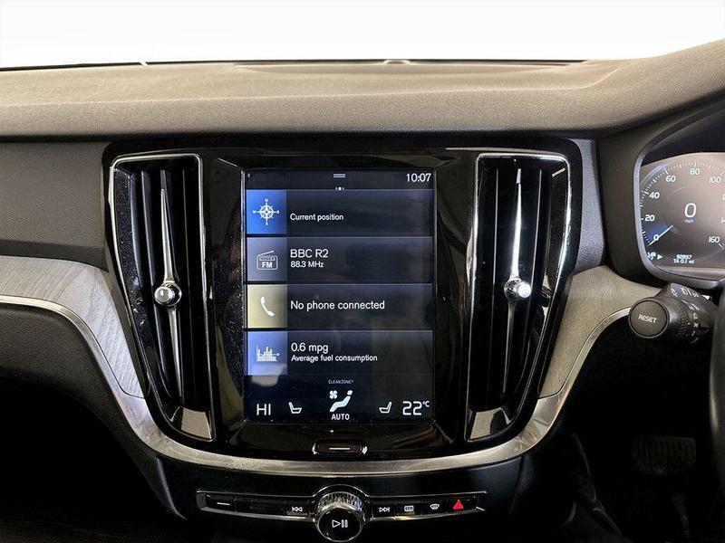 Used Volvo V60 2018 for sale - 76616233: Photo 22