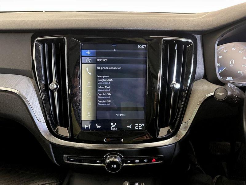 Used Volvo V60 2018 for sale - 76616233: Photo 24