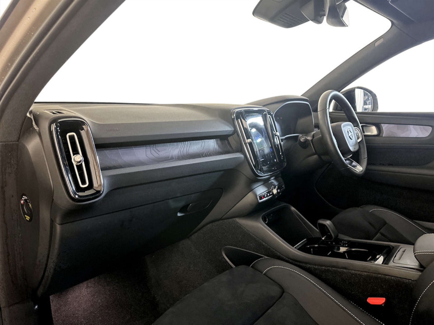 Used Volvo XC40 2022 for sale - 77185903: Photo 12