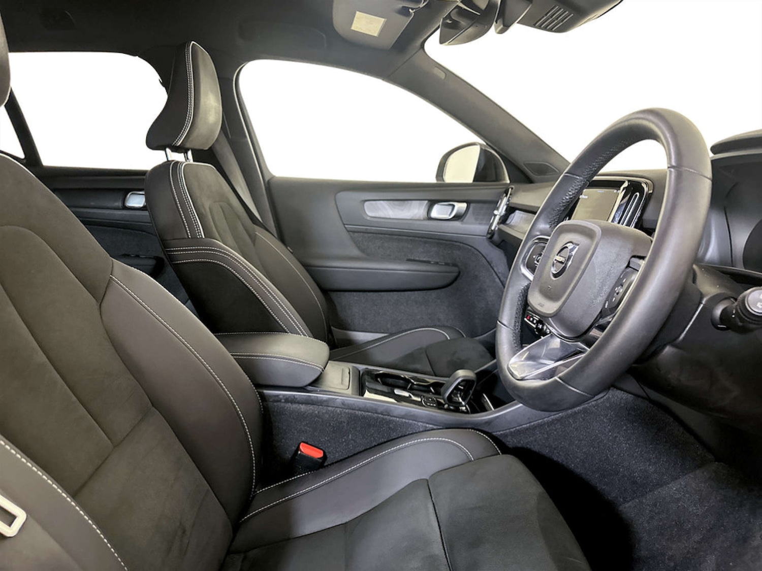 Used Volvo XC40 2022 for sale - 77185903: Photo 13