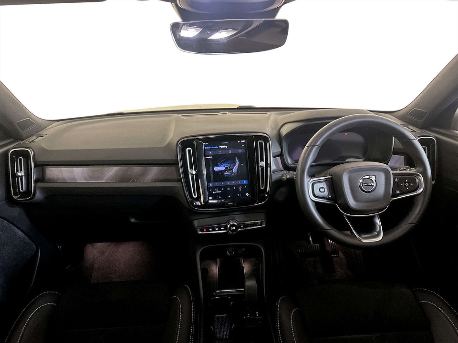 Used Volvo XC40 2022 for sale - 77185903: Photo 3