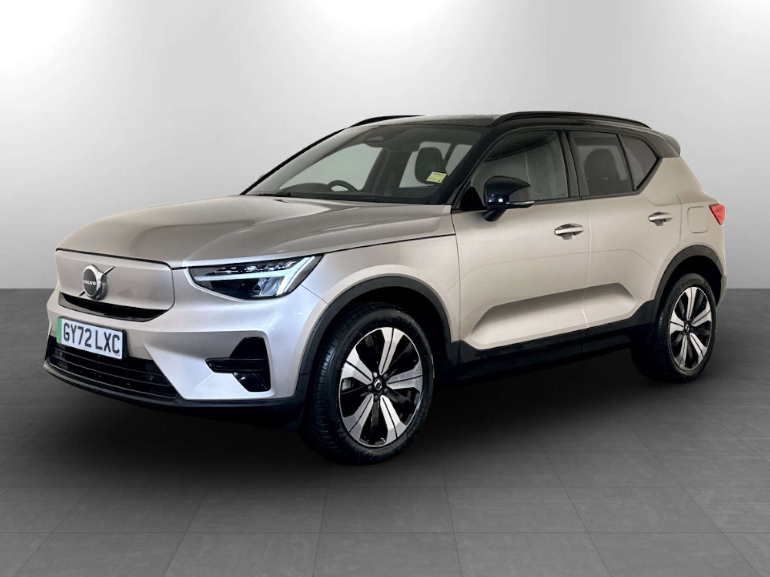 Used Volvo XC40 2022 for sale - 77185903: Photo 6