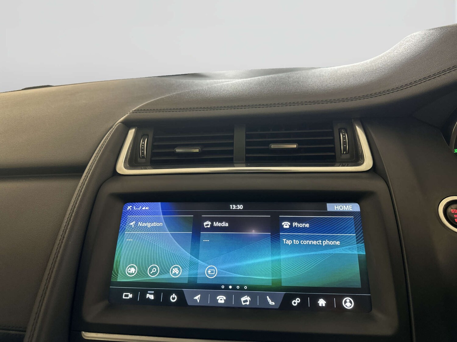 Used Jaguar E-Pace 2020 for sale - 77920673: Photo 23