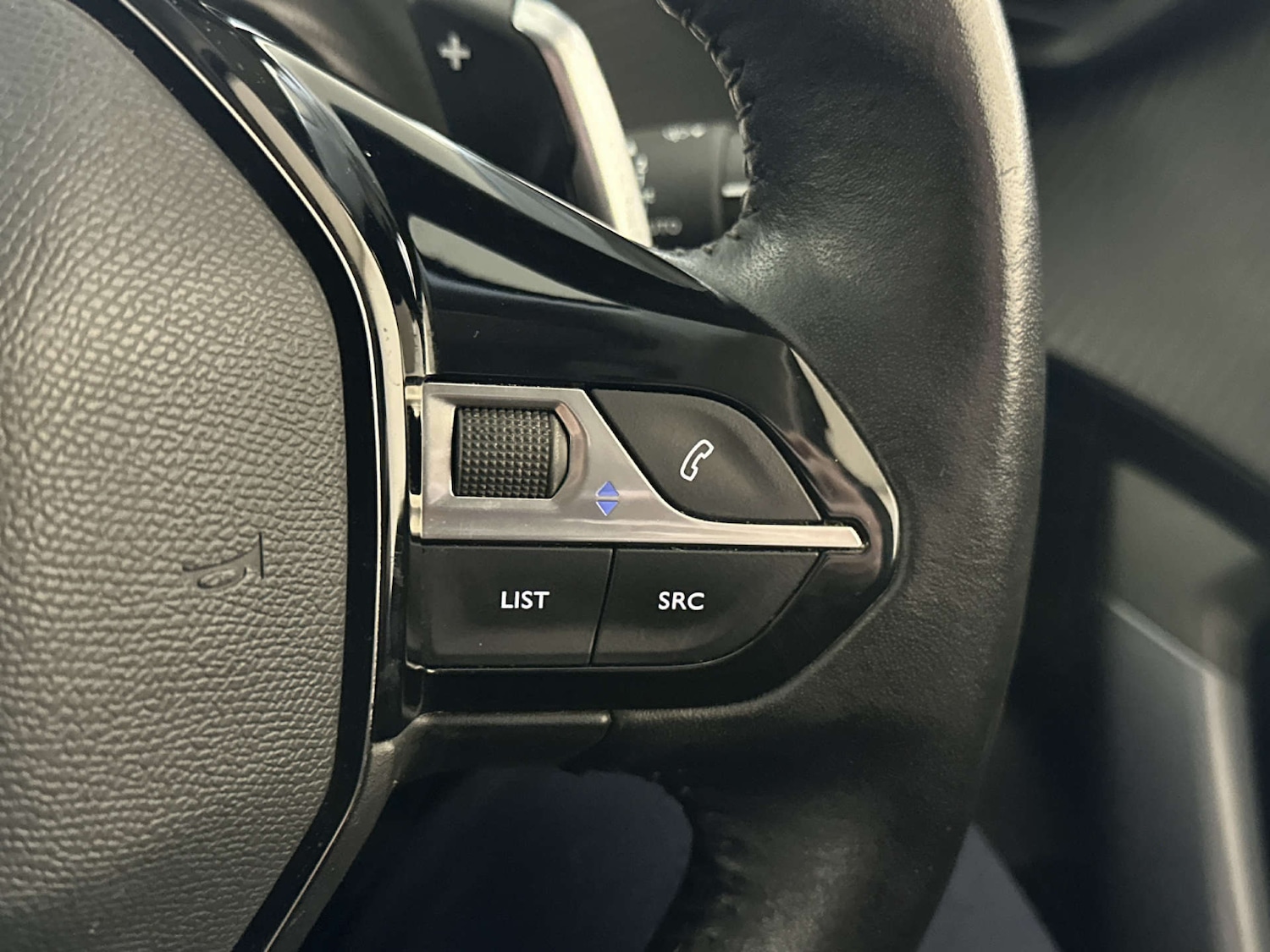 Used Peugeot 2008 2020 for sale - 77833298: Photo 20