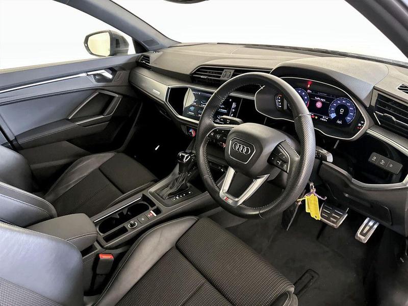 Used Audi Q3 2020 for sale - 76244856: Photo 16