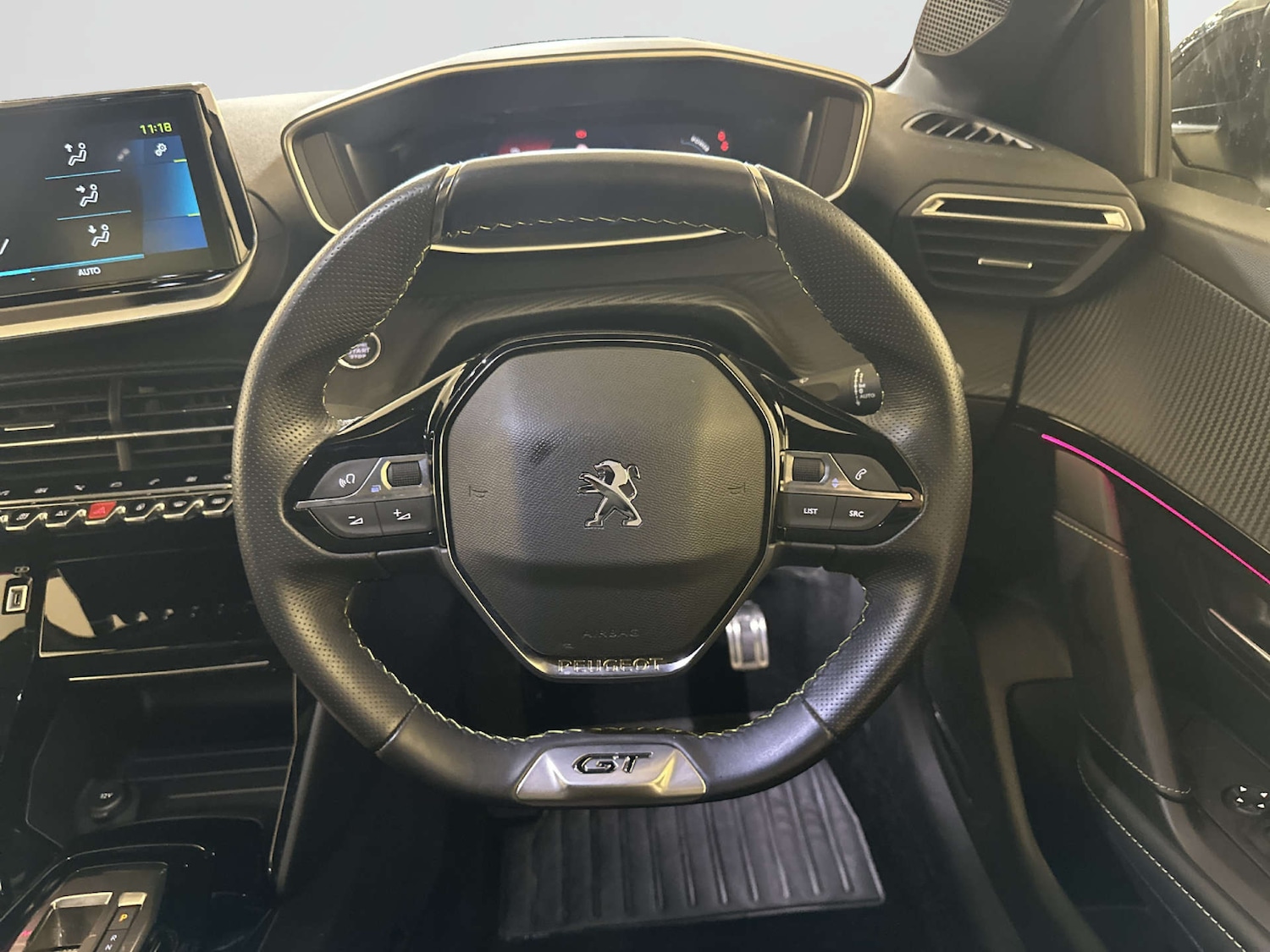 Used Peugeot 208 2022 for sale - 77990000: Photo 16