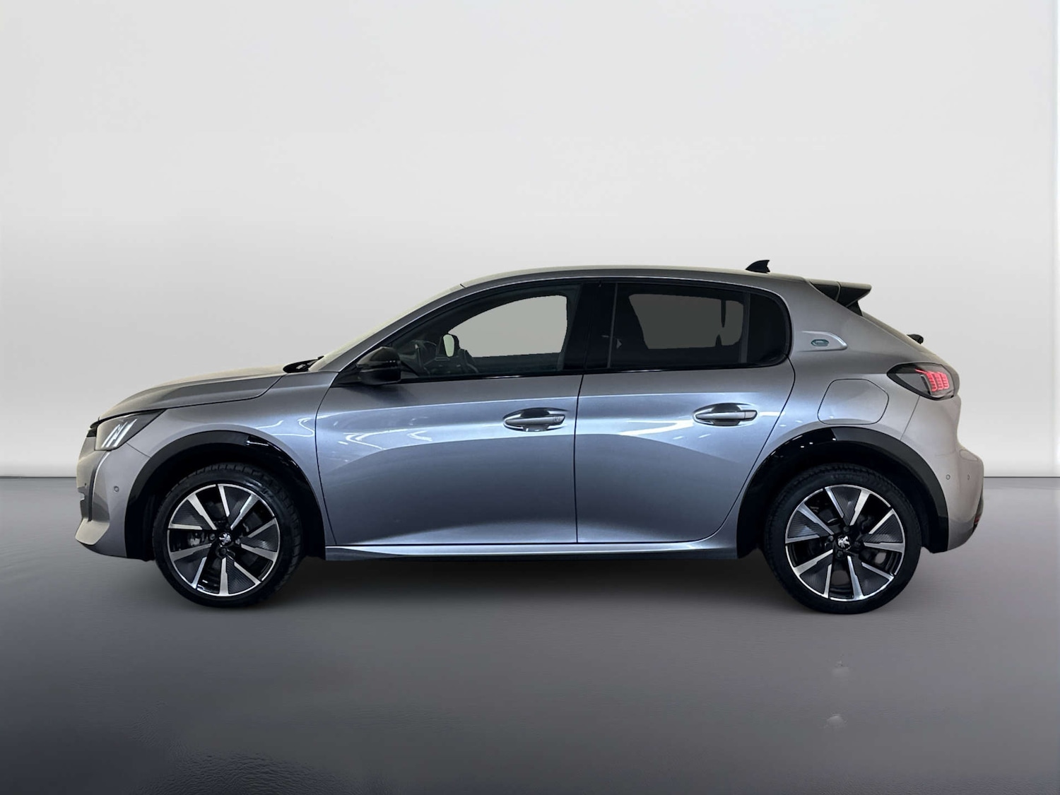 Used Peugeot 208 2022 for sale - 77990000: Photo 7