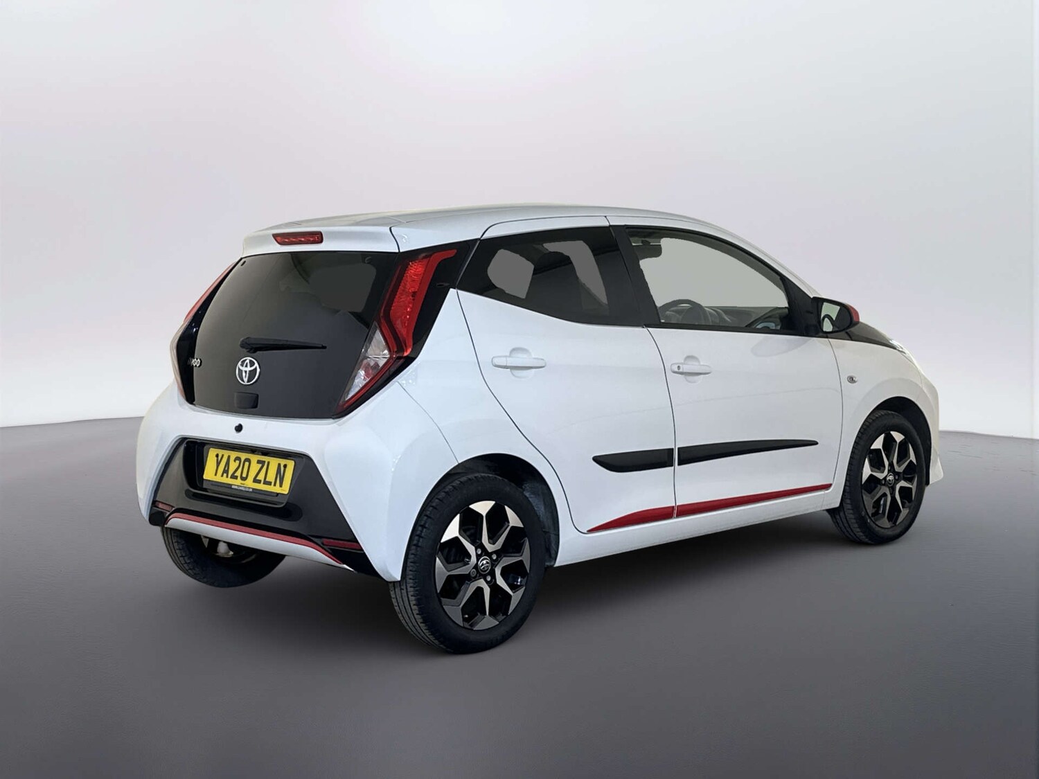 Used Toyota AYGO 2020 for sale - 78122963: Photo 10