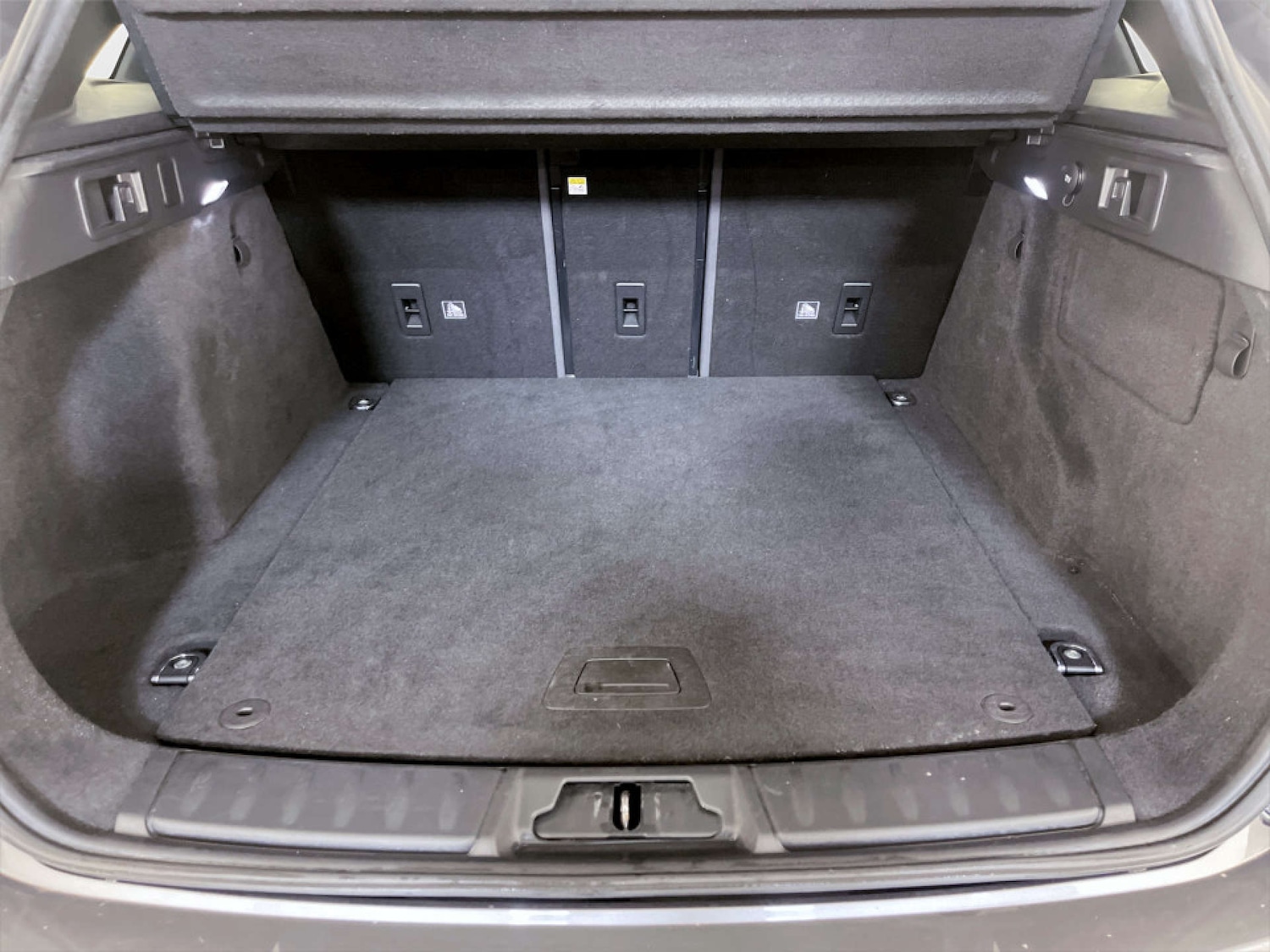 Used Jaguar F-Pace 2018 for sale - 77681302: Photo 15