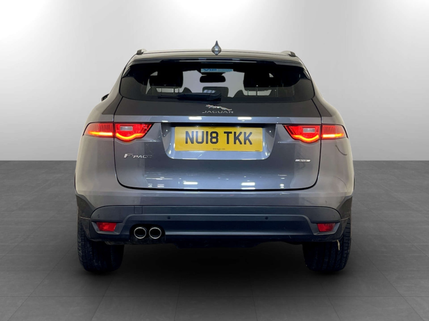 Used Jaguar F-Pace 2018 for sale - 77681302: Photo 9