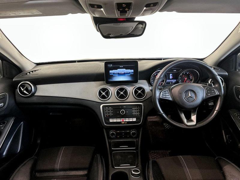 Used Mercedes-Benz GLA 2019 for sale - 76452725: Photo 3