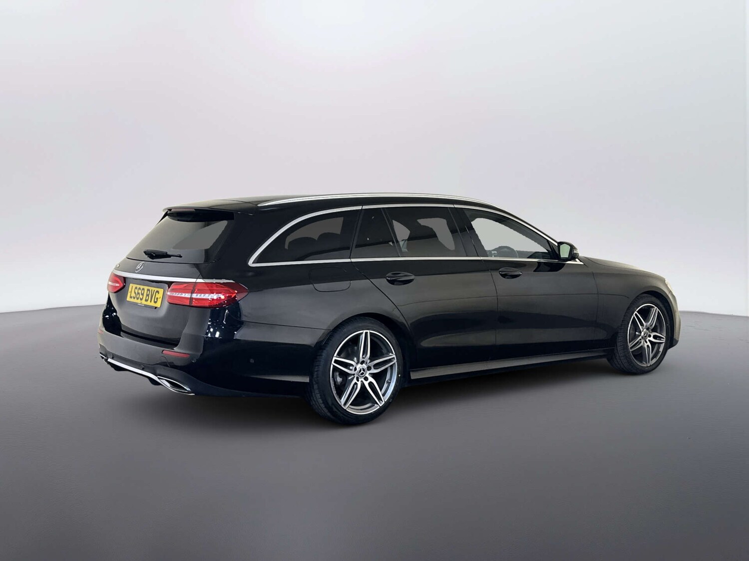 Used Mercedes-Benz E Class 2019 for sale - 77830677: Photo 10